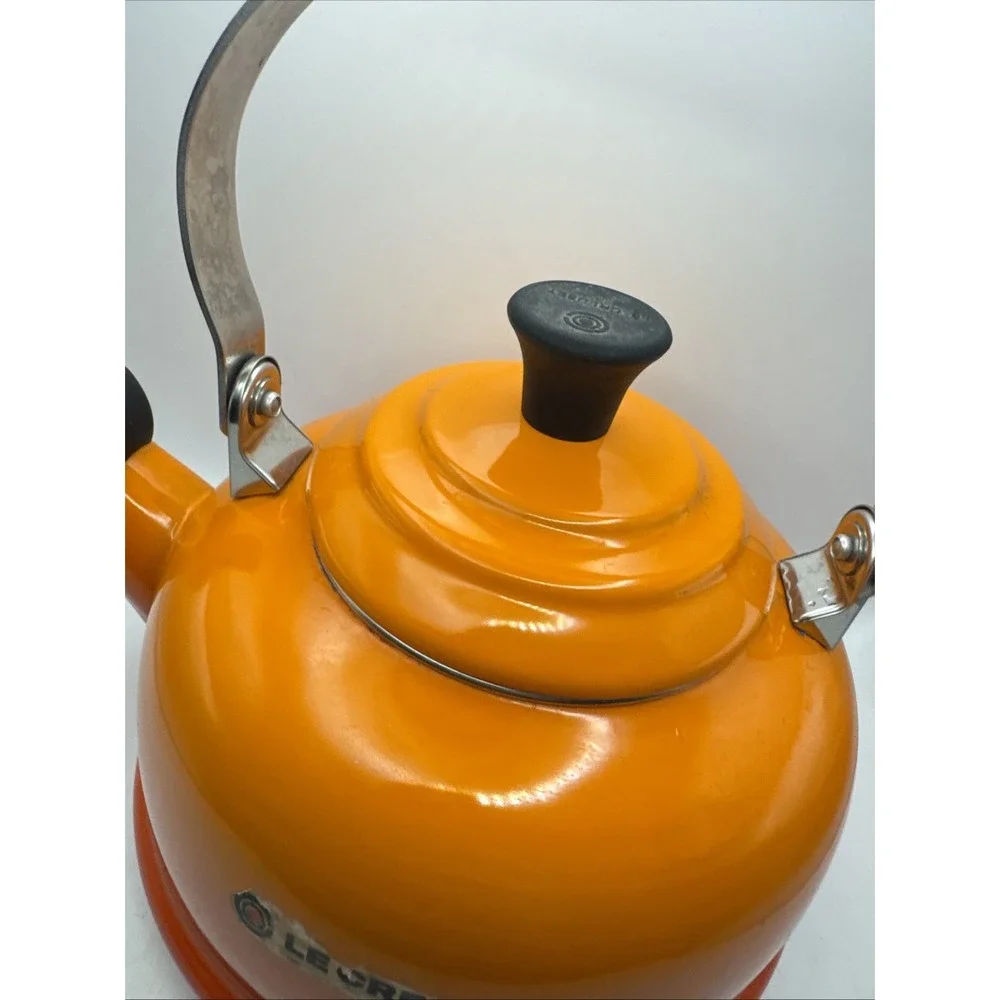 Le Creuset Whistling Tea Kettle 1.7 qt Flame Enamel Steel Used Chipped